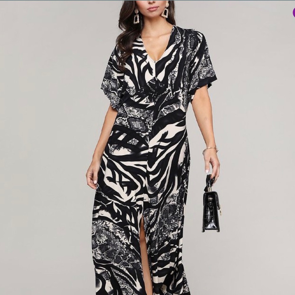 LBISSE / Reptile Print V- Neck Midi Dress - Sz. M - NWT